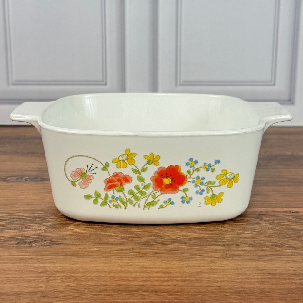 Vintage 1970s Corning Wear Wildflower Pattern 1 1/2 Quart Casserole Dish EUC‎